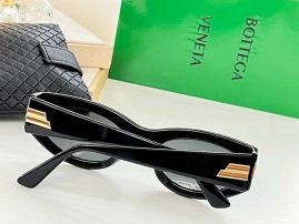 Picture of Bottega Veneta Sunglasses _SKUfw43304329fw